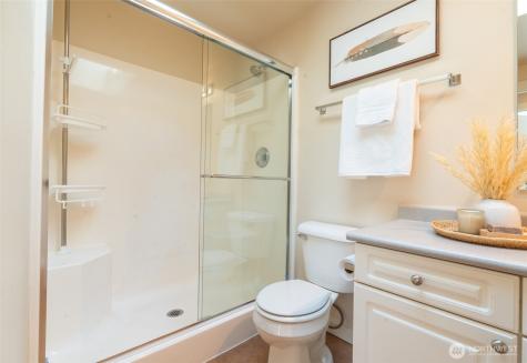 10744 Greenwood Avenue N Seattle WA 98133