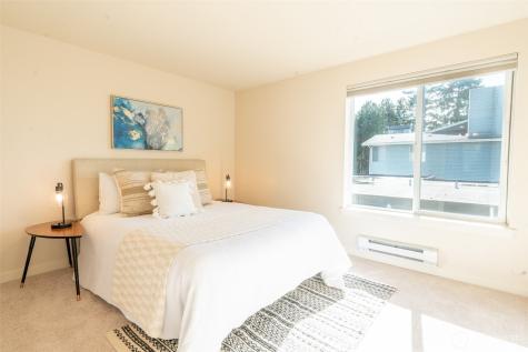 10744 Greenwood Avenue N Seattle WA 98133