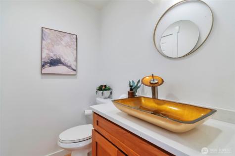 1035 156th Avenue NE Bellevue WA 98007
