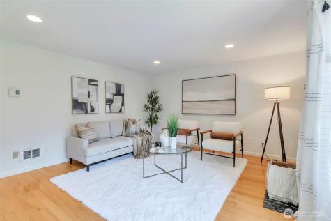 1035 156th Avenue NE Bellevue WA 98007