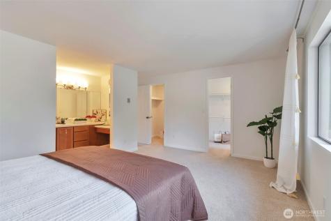 1035 156th Avenue NE Bellevue WA 98007