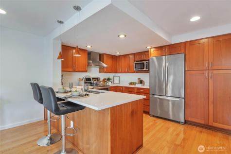 1035 156th Avenue NE Bellevue WA 98007