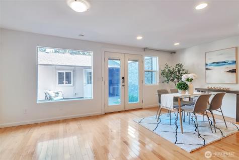 1035 156th Avenue NE Bellevue WA 98007