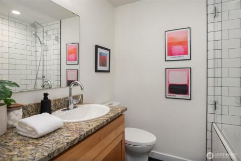 7600 Greenwood Avenue N Seattle WA 98103