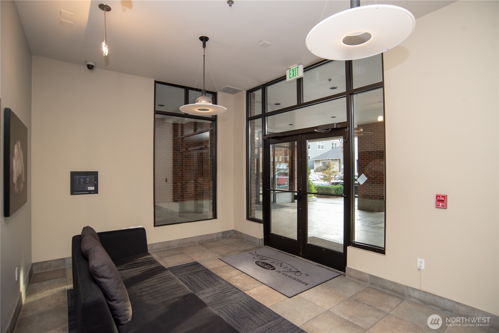 812 5th Avenue N Seattle WA 98109