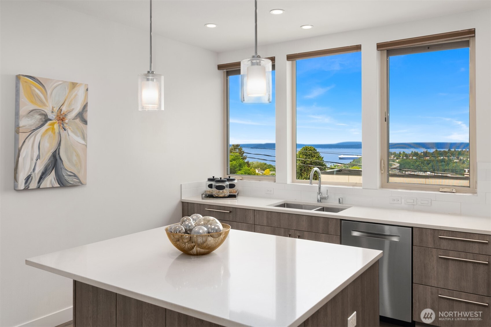 1935 7th Avenue W Seattle WA 98119