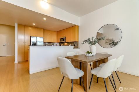 17 W Mercer Street Seattle WA 98119
