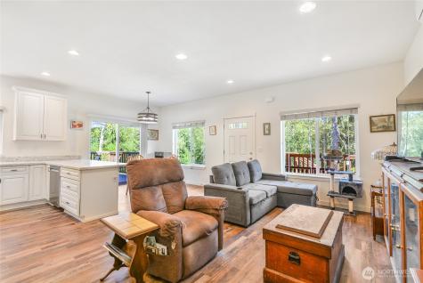 1016 288th Street NW Arlington WA 98223