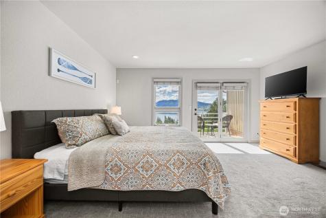 11415 S Lakeshore Road Chelan WA 98816