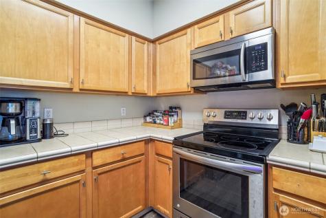 10113 186th Street E Puyallup WA 98375