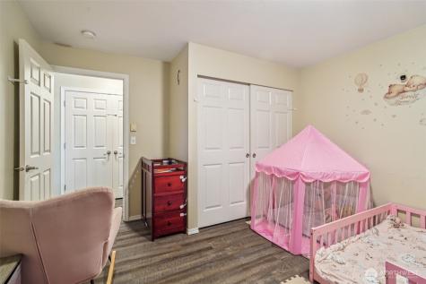 10113 186th Street E Puyallup WA 98375