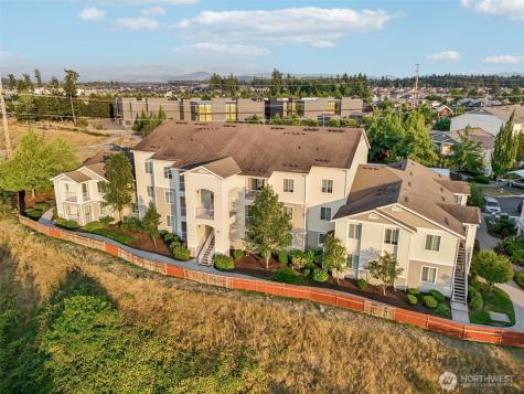 10113 186th Street E Puyallup WA 98375