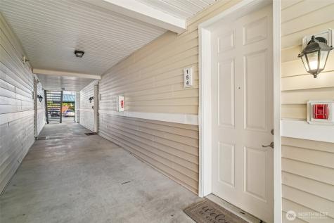 10113 186th Street E Puyallup WA 98375