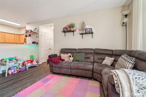 10113 186th Street E Puyallup WA 98375