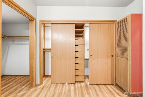 620 W Mercer Place Seattle WA 98119