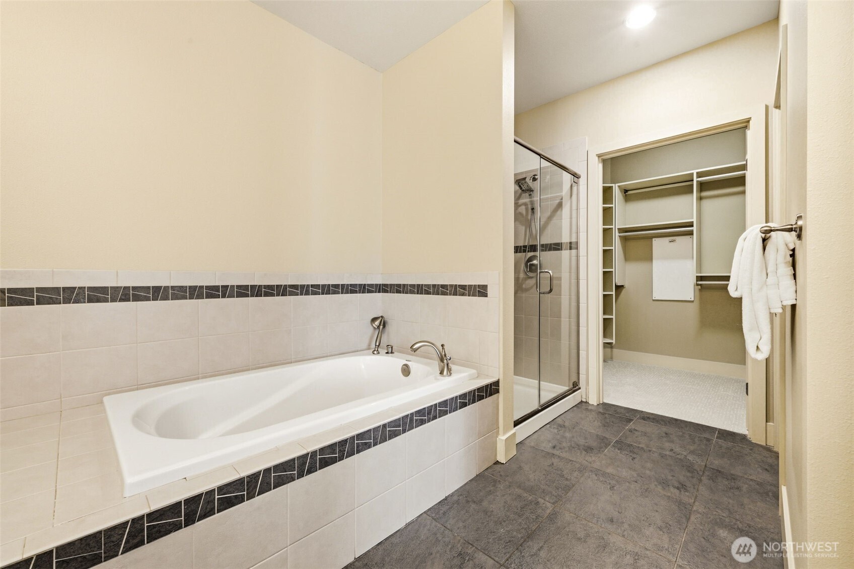 8850 Redmond Woodinville Road NE Redmond WA 98052