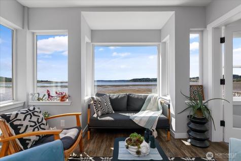 651 SE Bayshore Drive Oak Harbor WA 98277