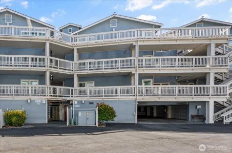 651 SE Bayshore Drive Oak Harbor WA 98277