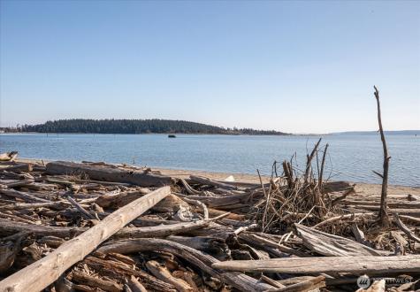 651 SE Bayshore Drive Oak Harbor WA 98277
