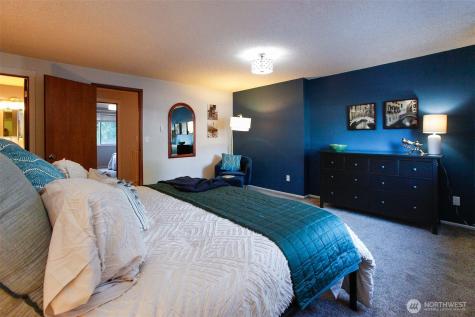 110 SW 325th Place Federal Way WA 98003