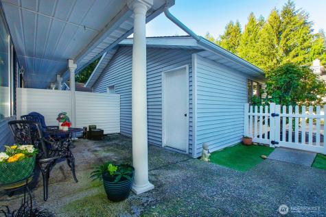110 SW 325th Place Federal Way WA 98003