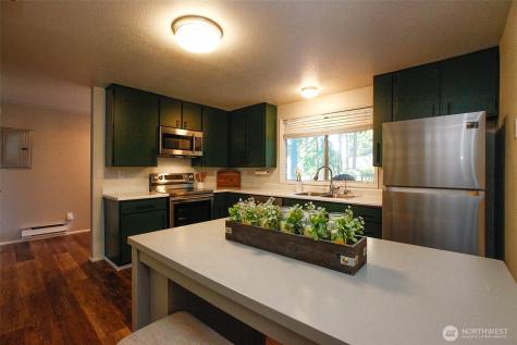 110 SW 325th Place Federal Way WA 98003