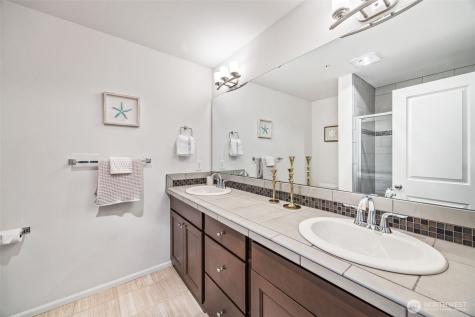 10260 157th Place NE Redmond WA 98052