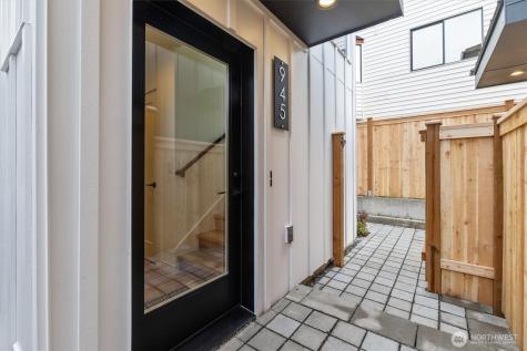 945 NW 61st Street Seattle WA 98107