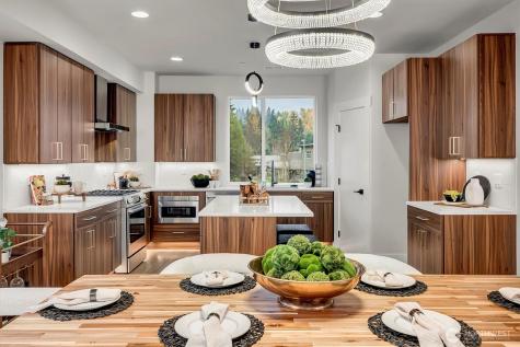 1528 243rd Place SW Bothell WA 98021