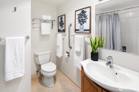 2100 3rd Avenue Seattle WA 98121