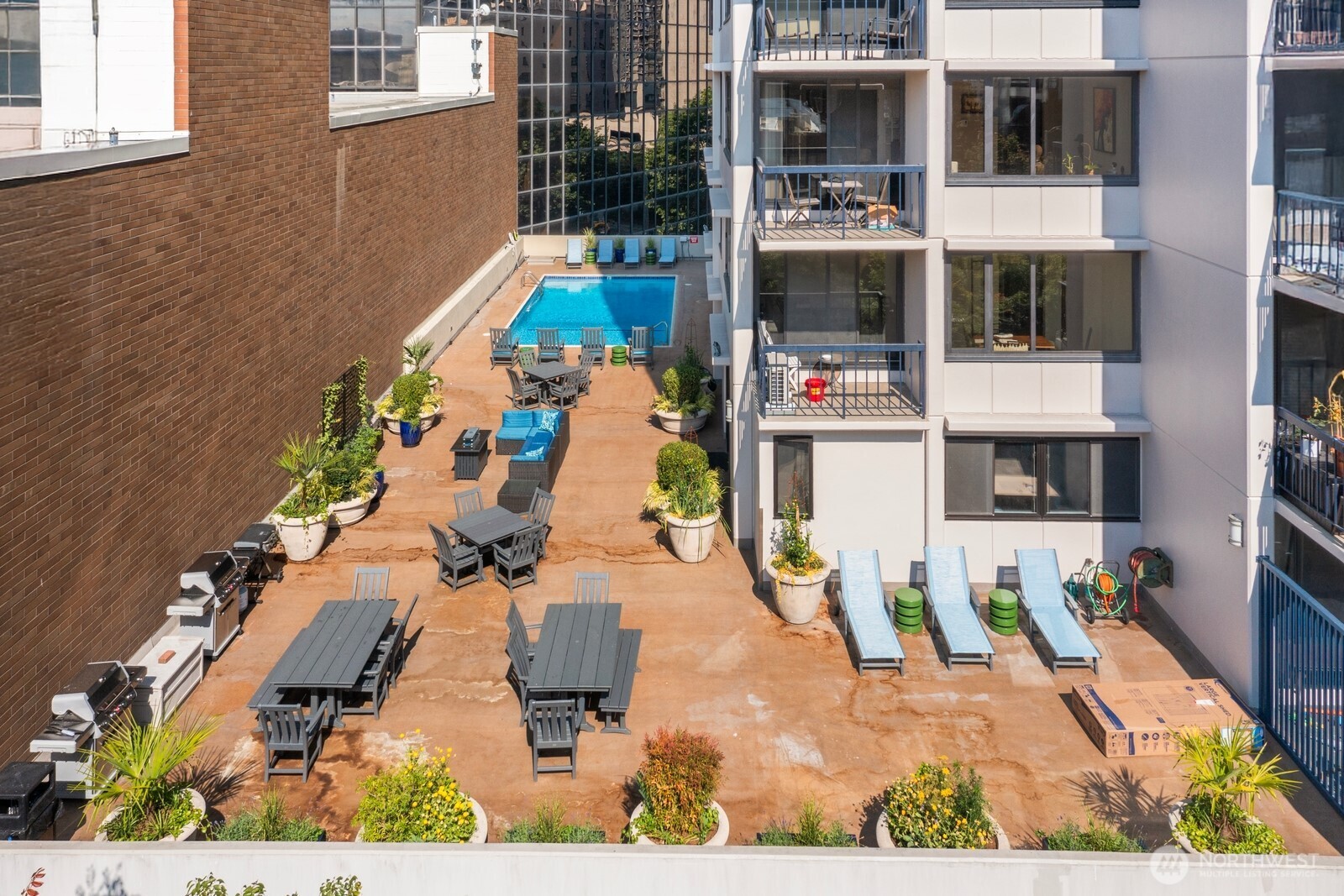 2100 3rd Avenue Seattle WA 98121