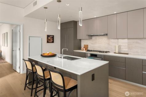 2510 6th Avenue Seattle WA 98121