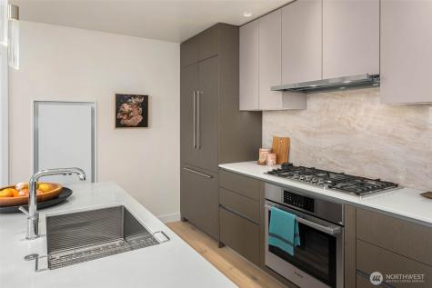 2510 6th Avenue Seattle WA 98121