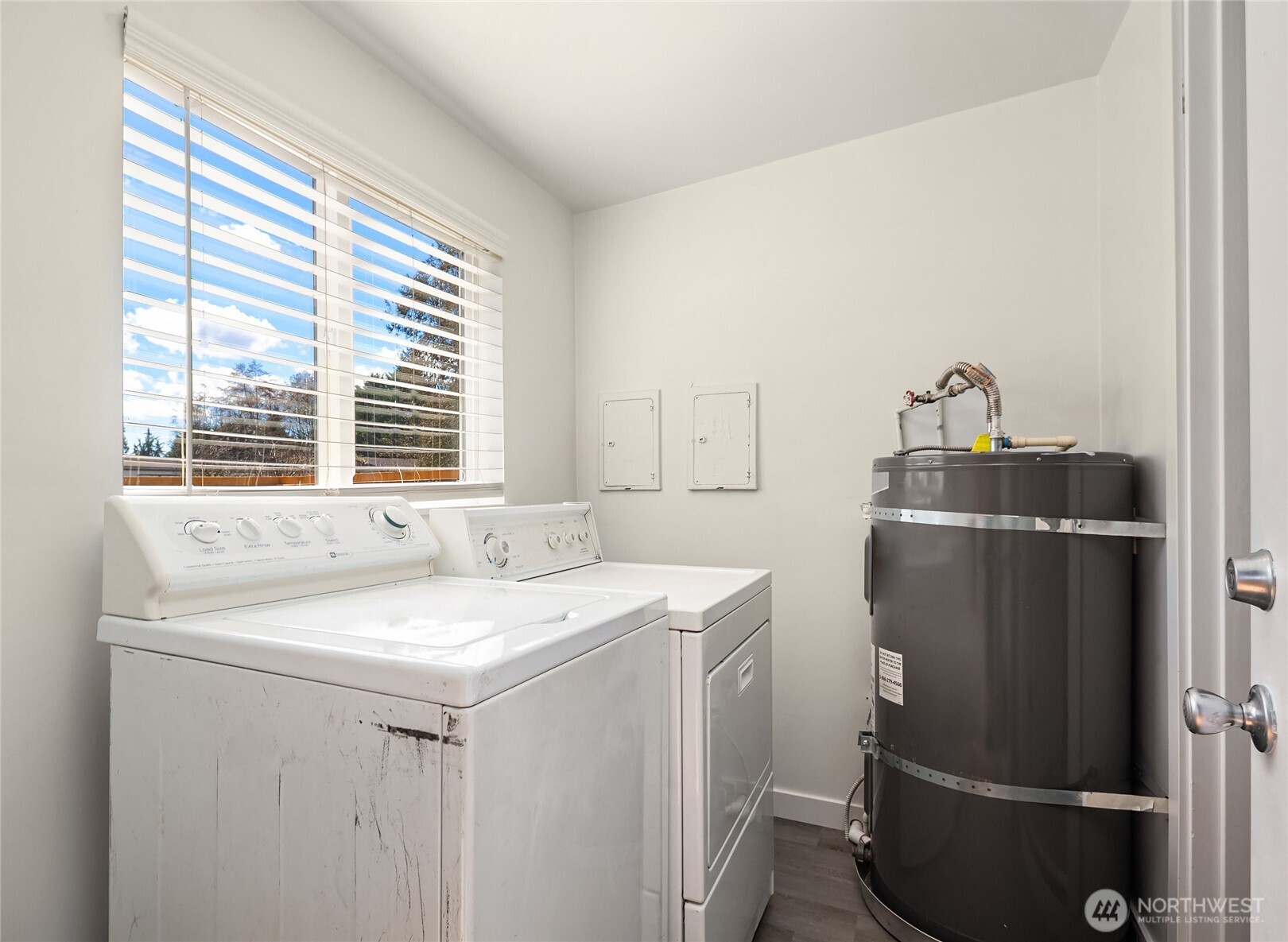 420 107th Place SW Everett WA 98204