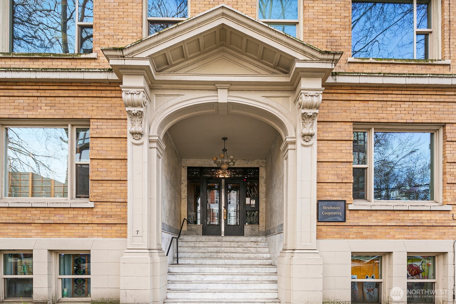7 Harrison Street Seattle WA 98109