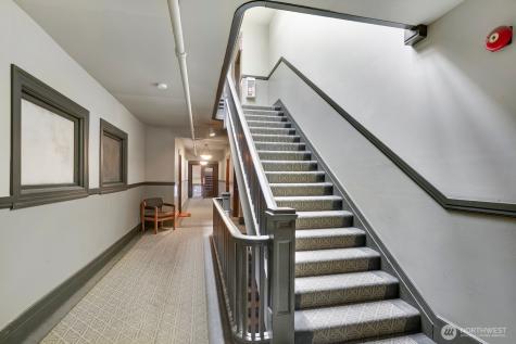 7 Harrison Street Seattle WA 98109
