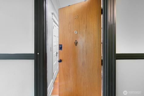 7 Harrison Street Seattle WA 98109