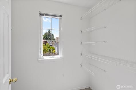 4713 160th Street SW Lynnwood WA 98087