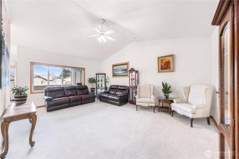 1305 Boon Street Sumas WA 98295