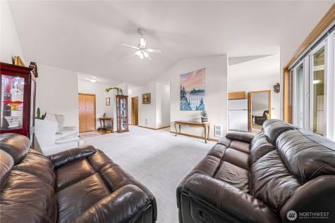 1305 Boon Street Sumas WA 98295
