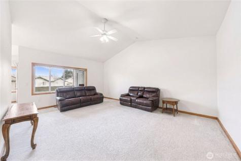 1305 Boon Street Sumas WA 98295