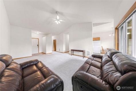 1305 Boon Street Sumas WA 98295