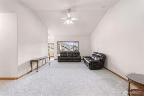1305 Boon Street Sumas WA 98295