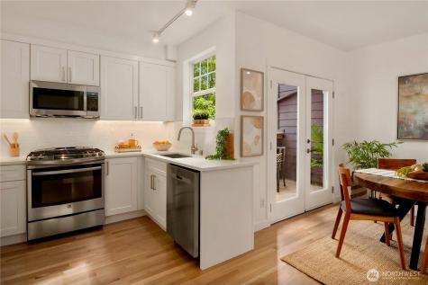 5430 California Avenue SW Seattle WA 98136