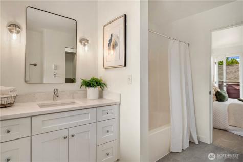 5430 California Avenue SW Seattle WA 98136