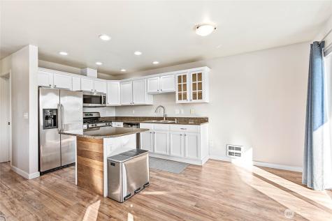 1388 Bayview Court Blaine WA 98230