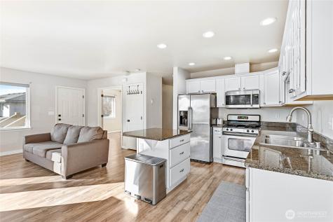 1388 Bayview Court Blaine WA 98230