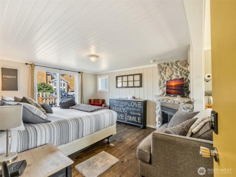 105 Ocean Beach Boulevard Long Beach WA 98631