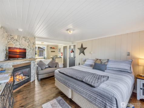105 Ocean Beach Boulevard Long Beach WA 98631