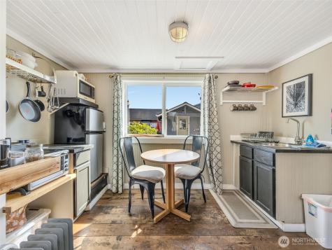 105 Ocean Beach Boulevard Long Beach WA 98631